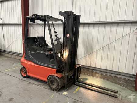 Electric - 4 wheels 1997  Linde E18P (4)