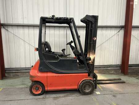 Electric - 4 wheels 1997  Linde E18P (5)