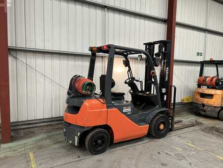 LPG Forklifts 2016  Toyota 02-8FGF25 (6)