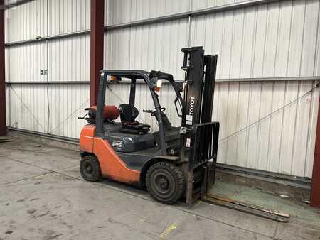 LPG Forklifts 2016  Toyota 02-8FGF25 (4)