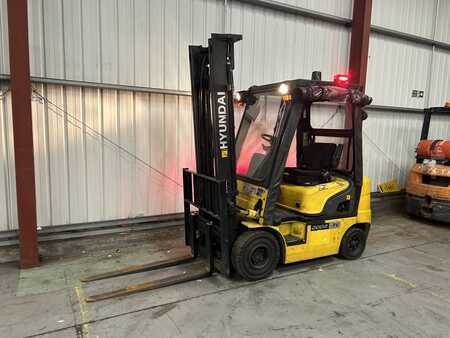 Dieselstapler 2014  Hyundai 20DA-7E (2)