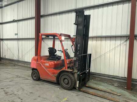 Dieselstapler 2011  Toyota 02-8FDF25 (4)