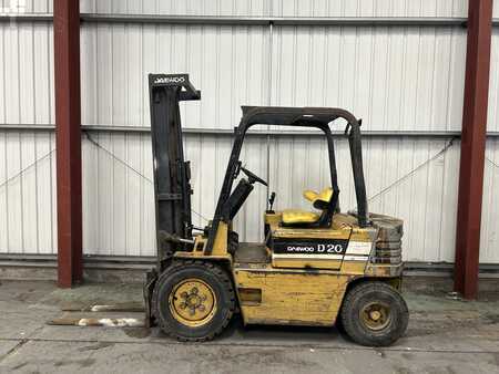 Dieselstapler 1995  Daewoo D20 (1)