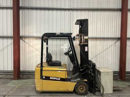 Electric - 3 wheels 2000  CAT Lift Trucks EP18KT (5)