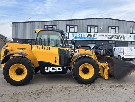 Chariots téléscopiques fixes 2019  JCB 541-70 (4)