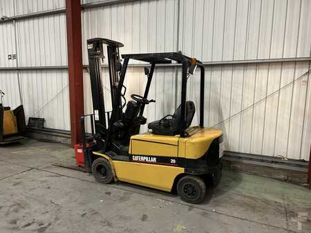 Elektro 4 Rad 2003  CAT Lift Trucks EP20KC (3)