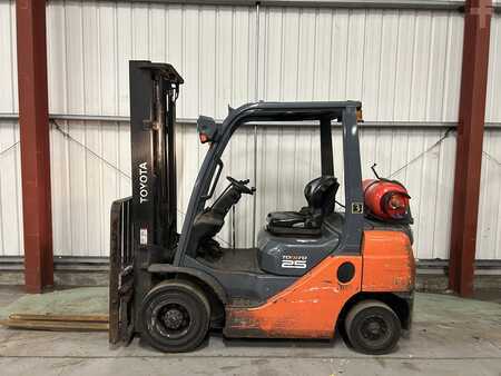 LPG Forklifts-Toyota-02-8FGF25