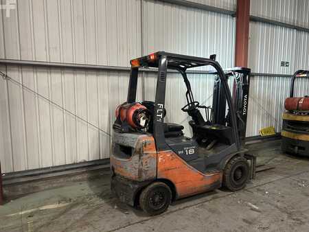 LPG Forklifts 2014  Toyota 02-8FGF18 (6)