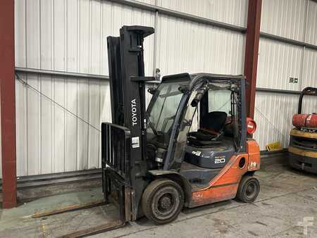 LPG Forklifts 2017  Toyota 02-8FGF20 (2)