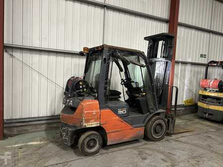 LPG Forklifts 2017  Toyota 02-8FGF20 (6)