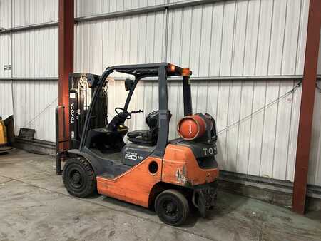 LPG Forklifts 2015  Toyota 02-8FGF20 (3)