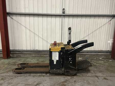 Electric Pallet Trucks-CAT Lift Trucks-NPV20N2