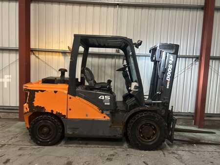 Doosan D45C-7