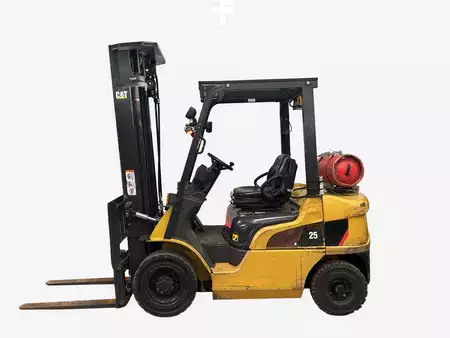 Gázüzemű targoncák 2019  CAT Lift Trucks GP25NT (1)