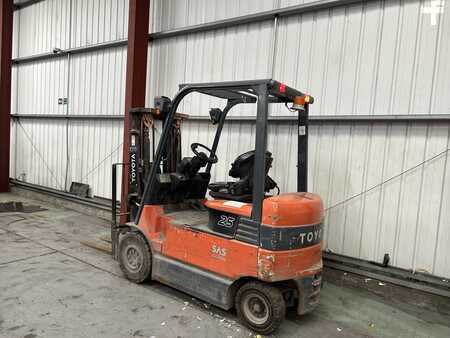 Elektro 4 Rad 2010  Toyota 7FBMF25 (3)