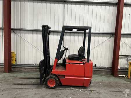 Carrelli elettrici 3 ruote 1995  Linde E18 (3)