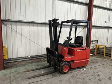 Carrelli elettrici 3 ruote 1995  Linde E18 (4)