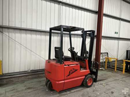 Carrelli elettrici 3 ruote 1995  Linde E18 (8)
