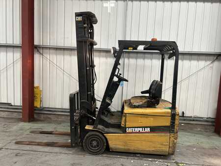 El Truck - 3-hjul 2001  CAT Lift Trucks EP16KT (1)
