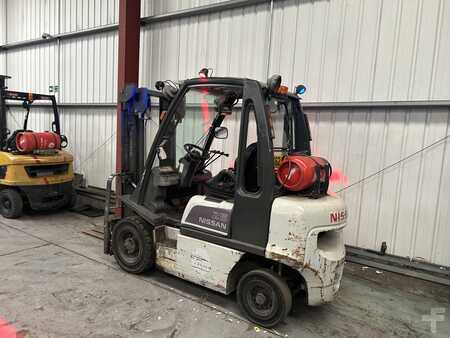 Carrelli elevatori GPL 2012  Nissan U1D2A25 (3)