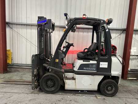 Carrelli elevatori GPL 2012  Nissan U1D2A25LQ (1)
