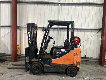 Carrelli elevatori GPL 2009  Doosan G20SC-5 (1)