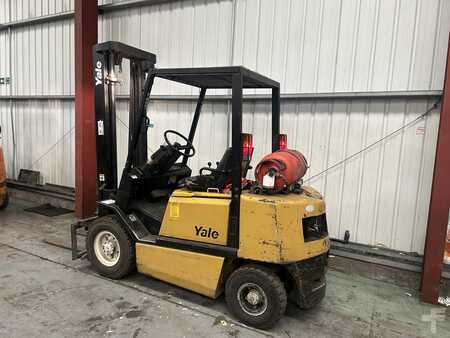 Carrelli elevatori GPL 2005  Yale GLP050RF (3)