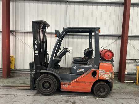 Carrelli elevatori GPL 2019  Toyota 02-8FGF25 (1)