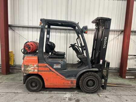 Carrelli elevatori GPL 2019  Toyota 02-8FGF25 (5)