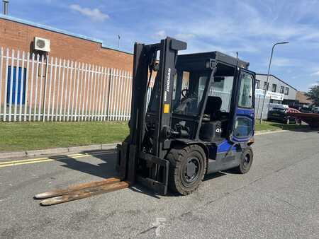 Chariots élévateurs diesel 2014  Doosan D45SC-5 (2)