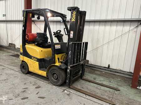 Gas truck 2010  Yale GLP20SVX (4)