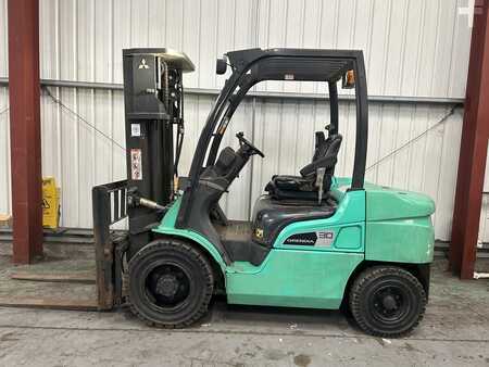Chariots élévateurs diesel 2020  Mitsubishi FD30NT (1)