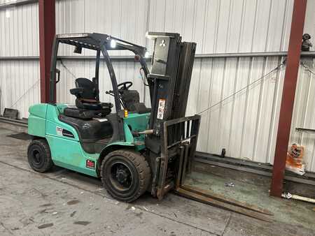 Chariots élévateurs diesel 2020  Mitsubishi FD30NT (4)