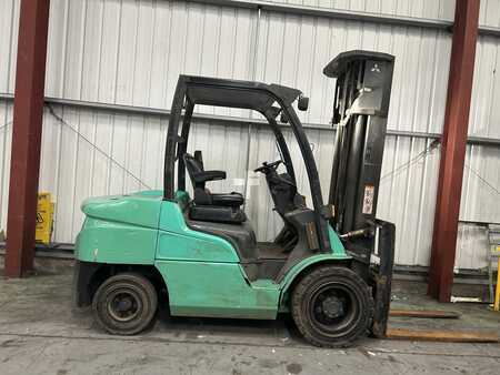 Chariots élévateurs diesel 2020  Mitsubishi FD35NT (5)