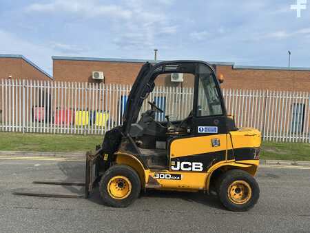 Chariots téléscopiques fixes 2013  JCB TLT30D 4x4 (1)