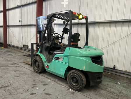 Chariots élévateurs diesel 2020  Mitsubishi FD30NT (3)