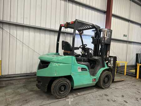 Chariots élévateurs diesel 2020  Mitsubishi FD30NT (6)