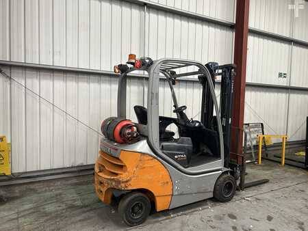 Chariots élévateurs GPL 2019  Still RX70-20T (6)
