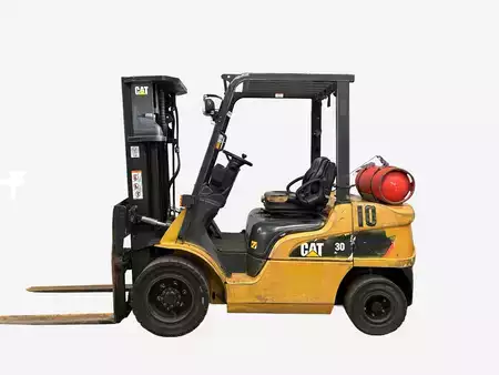 Gázüzemű targoncák 2017  CAT Lift Trucks GP30NT (1)