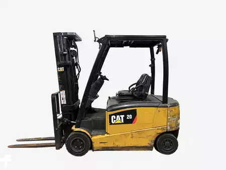 Electric - 4 wheels 2017  CAT Lift Trucks EP20PN (1)