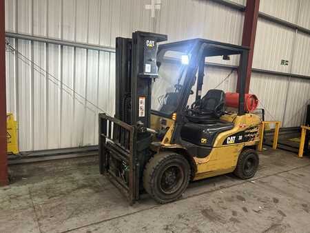 Treibgasstapler 2016  CAT Lift Trucks GP30NT (2)