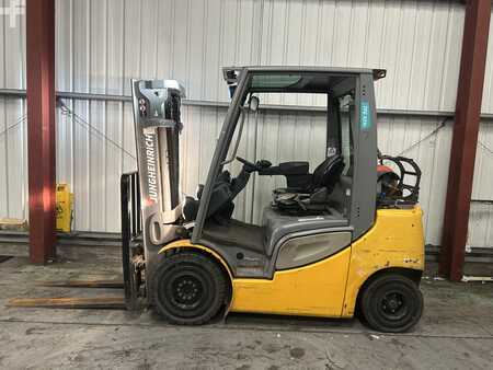 Carrelli elevatori GPL 2017  Jungheinrich TFG425S (1)