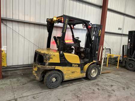 Dízel targoncák 2019  Yale GDP25VX (6)