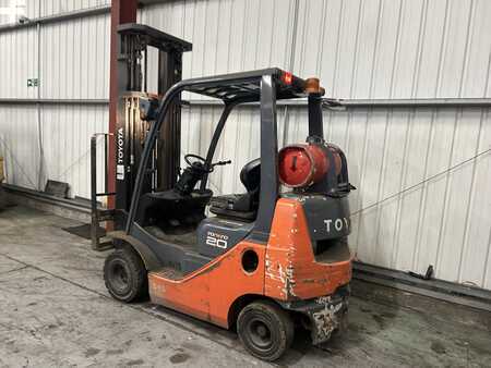 Nestekaasutrukki 2018  Toyota 02-8FGKF20 (3)