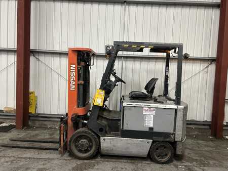 Elektro 4 Rad 2000  Nissan CWGP02L30S (1)