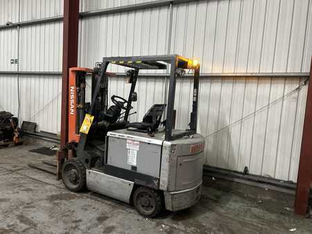 Elektro 4 Rad 2000  Nissan CWGP02L30S (3)