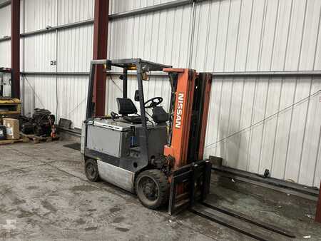 Elektro 4 Rad 2000  Nissan CWGP02L30S (4)