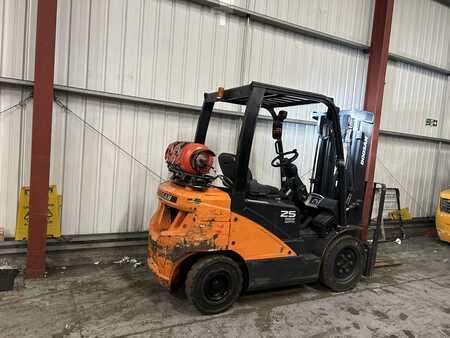 Gas gaffeltruck 2021  Doosan G25P-7 (6)