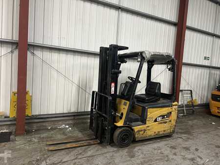 Sähkö - 3 pyör 2008  CAT Lift Trucks EP18NT (2)