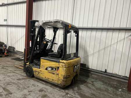 Carrelli elettrici 3 ruote 2008 CAT Lift Trucks EP18NT (3)